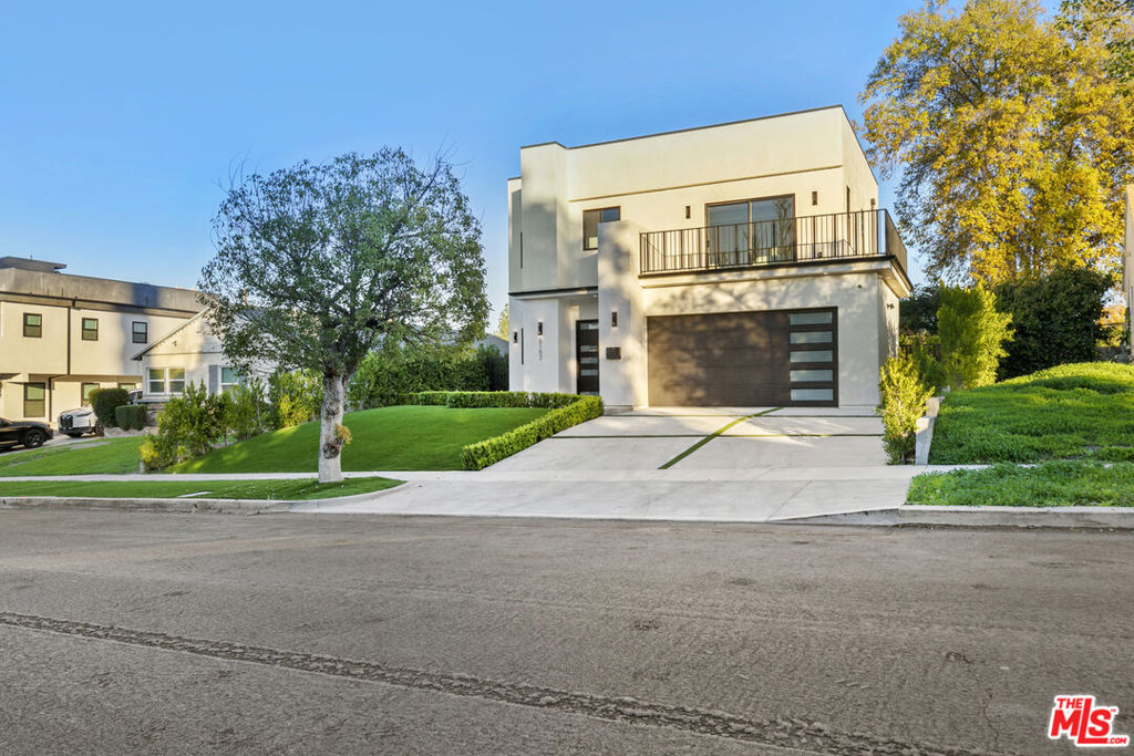 5152 Etiwanda Avenue