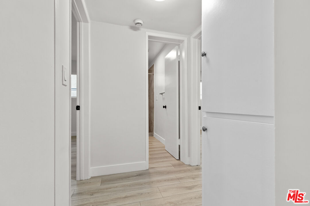 330 E Dryden St Unit: 14