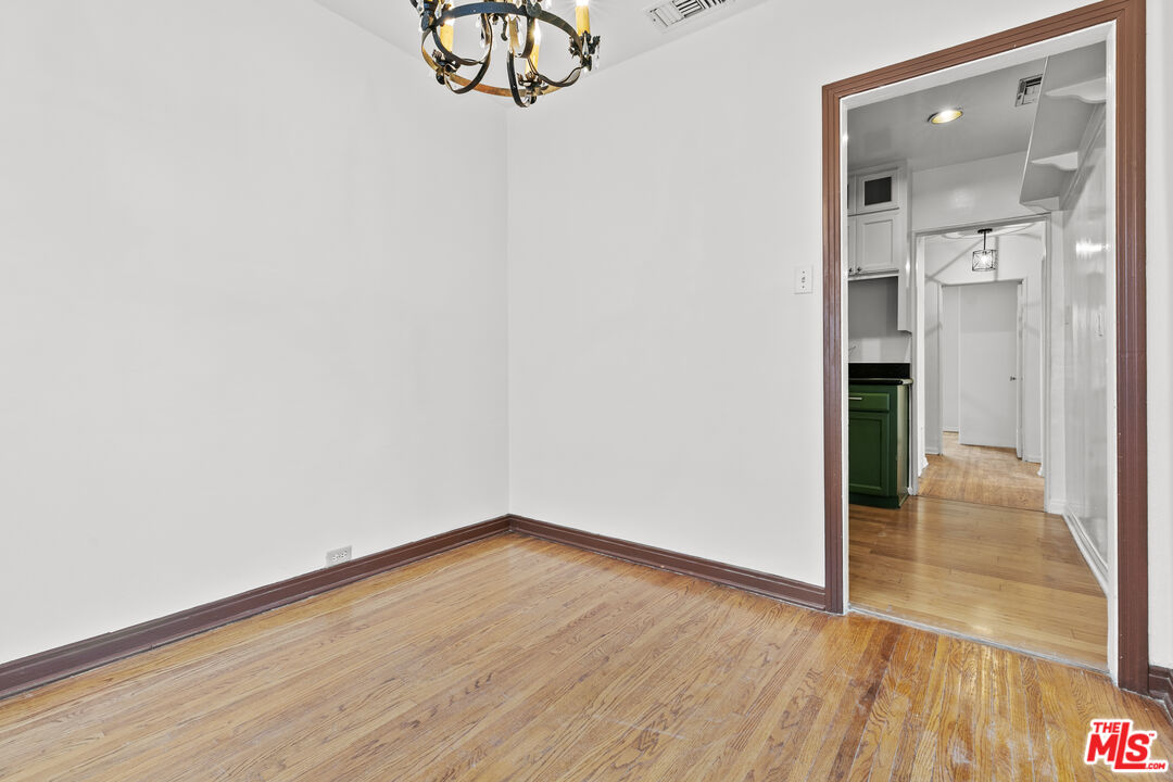 1720 Orchard Ave