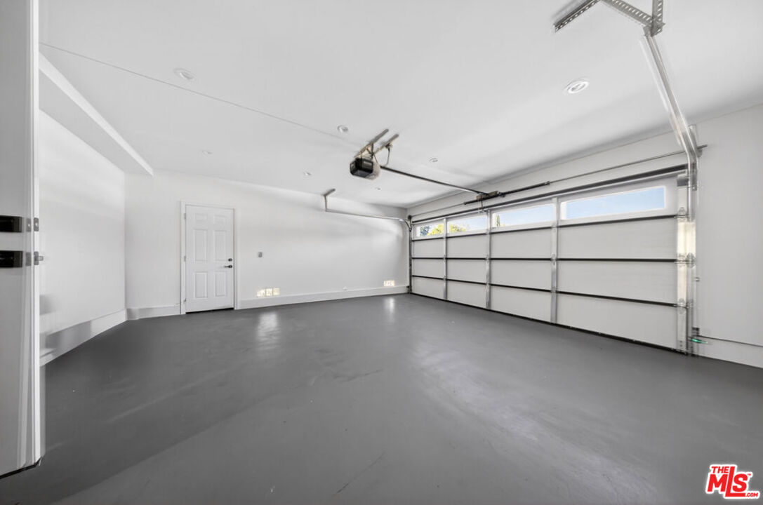 12747 Deon Pl