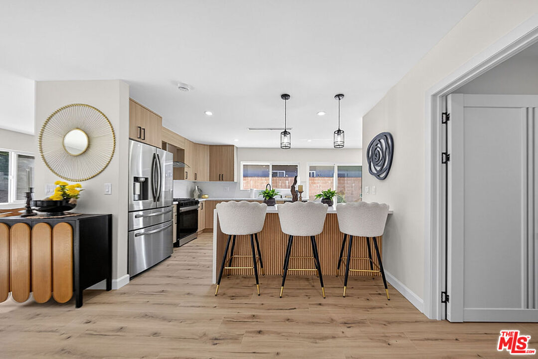 12747 Deon Pl