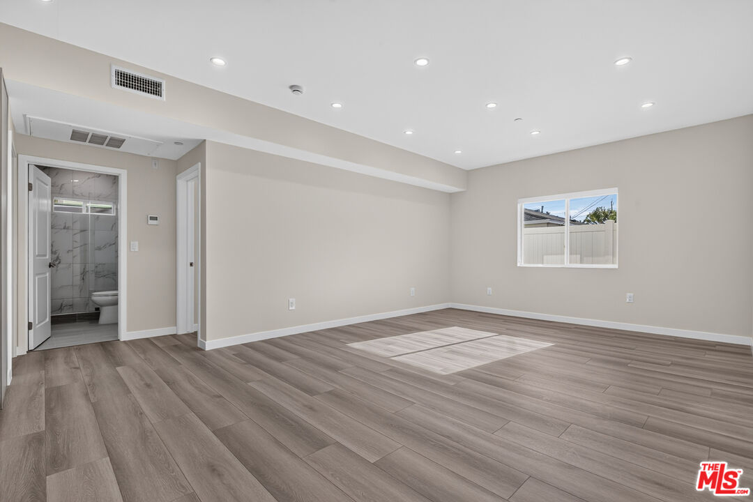1809 N Avon St Unit: 101