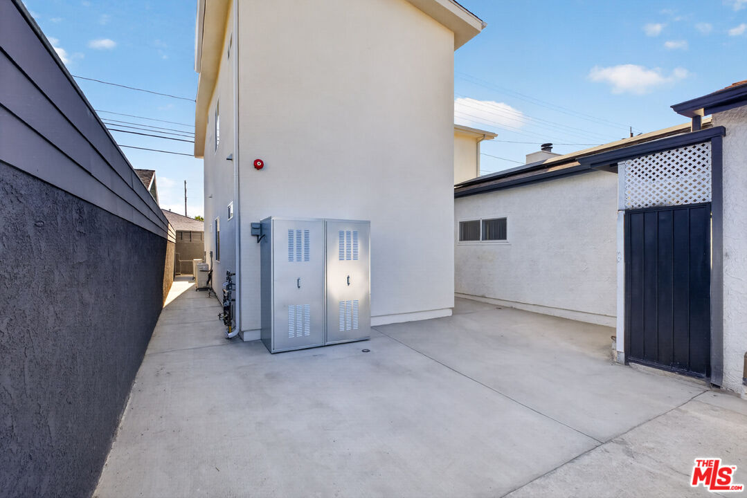 1809 N Avon St Unit: 101