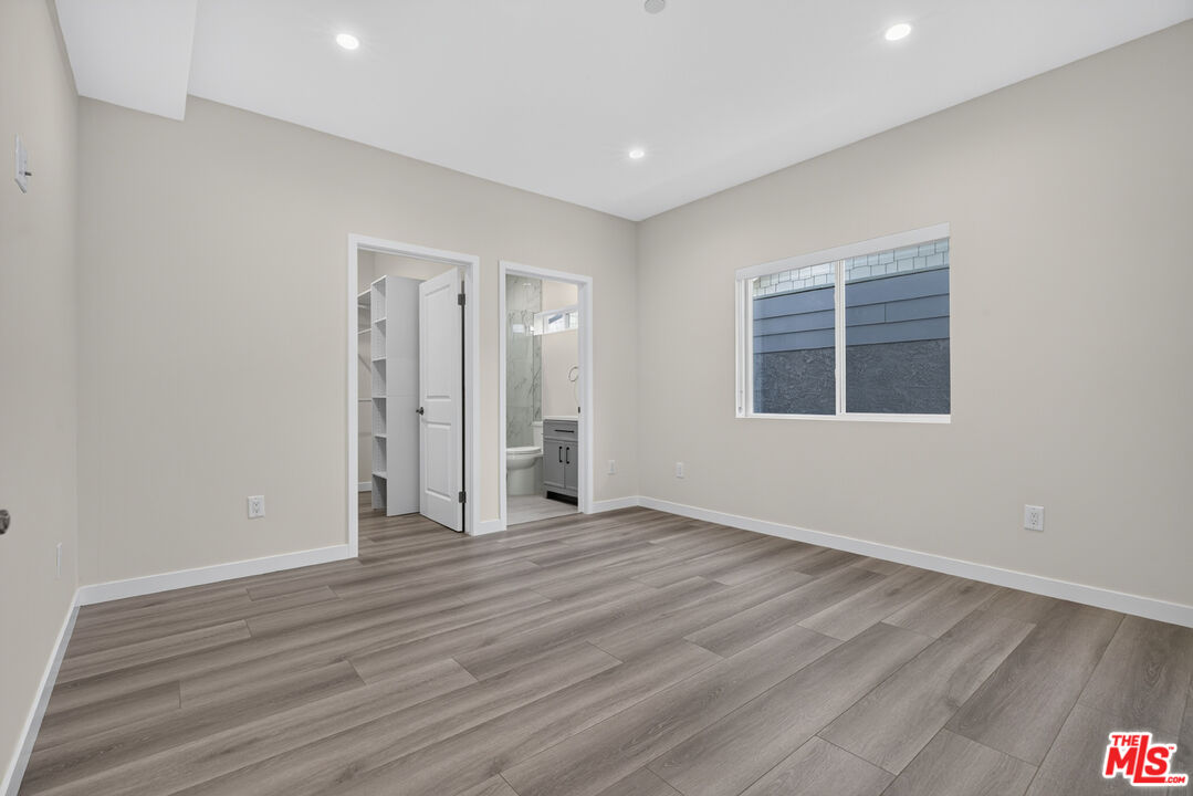 1809 N Avon St Unit: 101