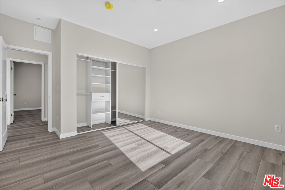 1809 N Avon St Unit: 201