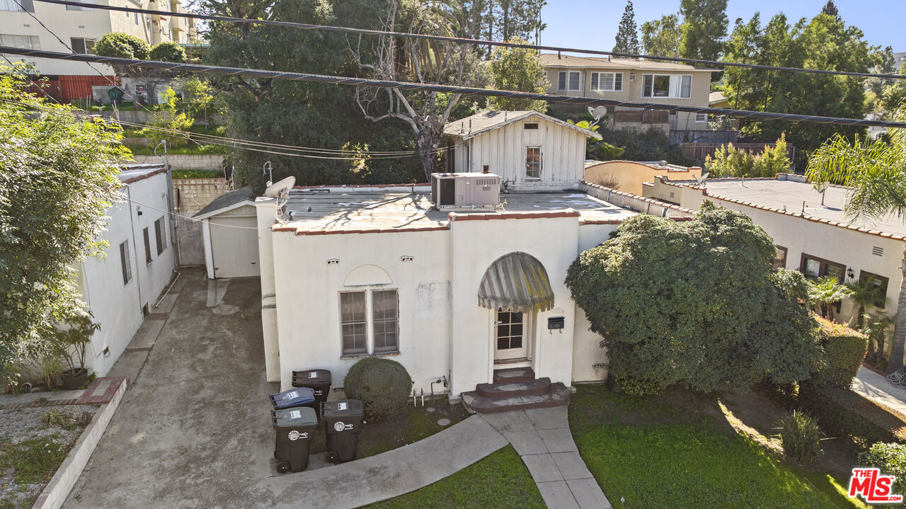 1720 Orchard Ave