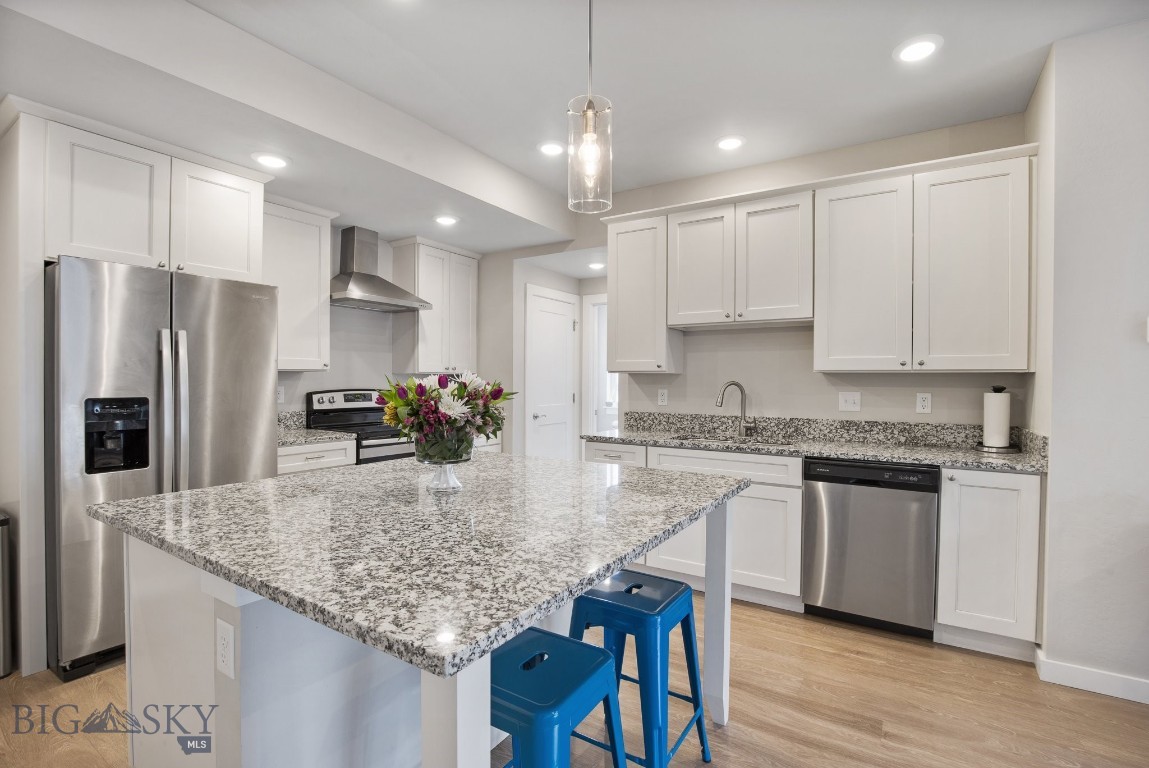 2710 Sartain Street 304