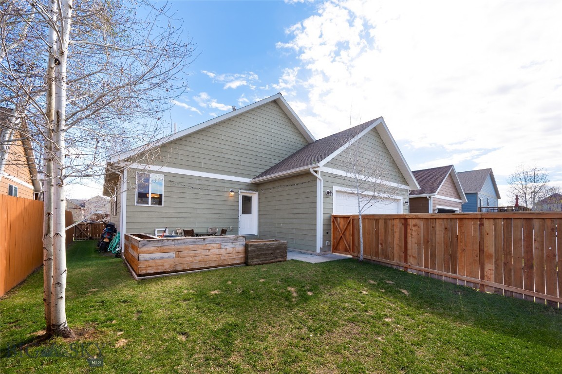 97 W Dooley Lane