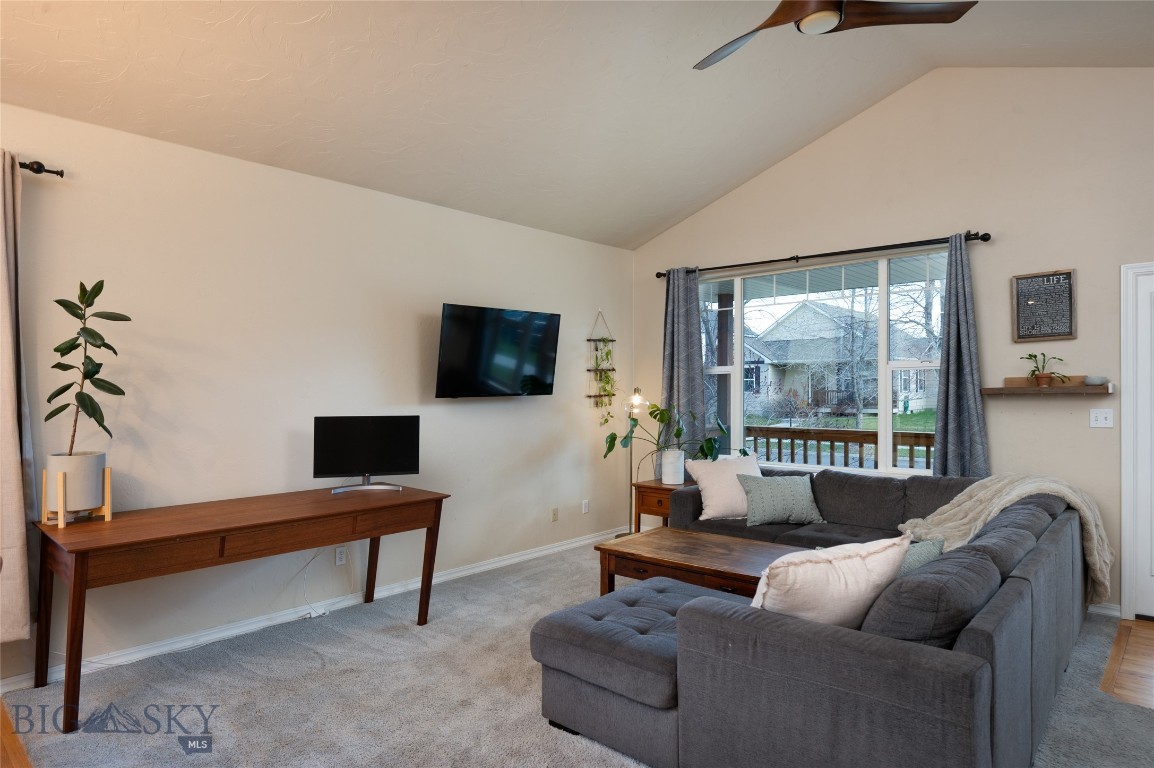 97 W Dooley Lane