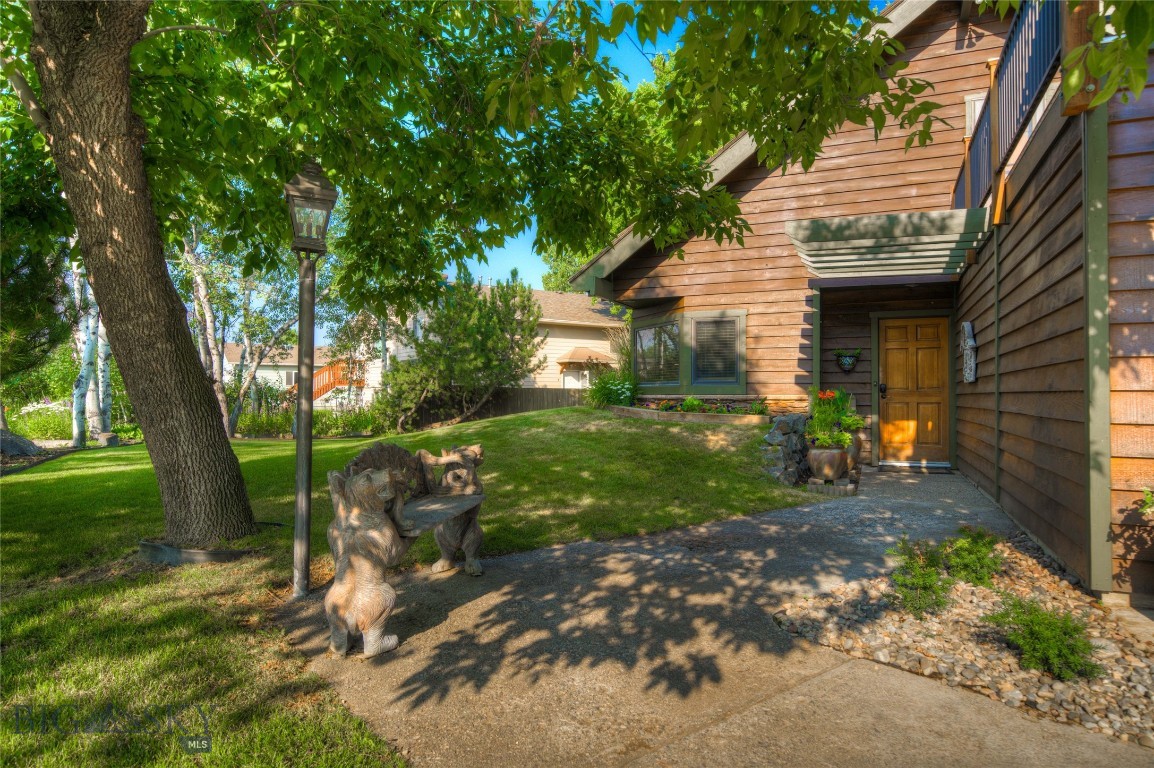 405 8th Street