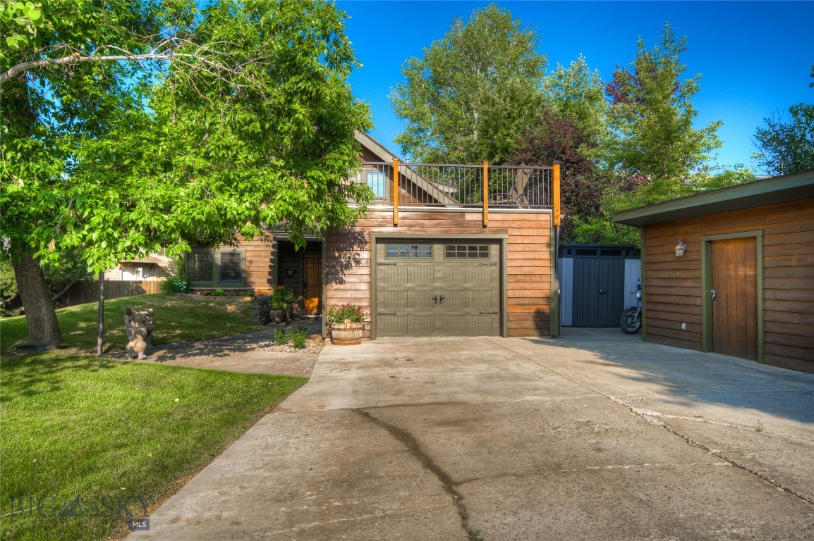 405 8th Street