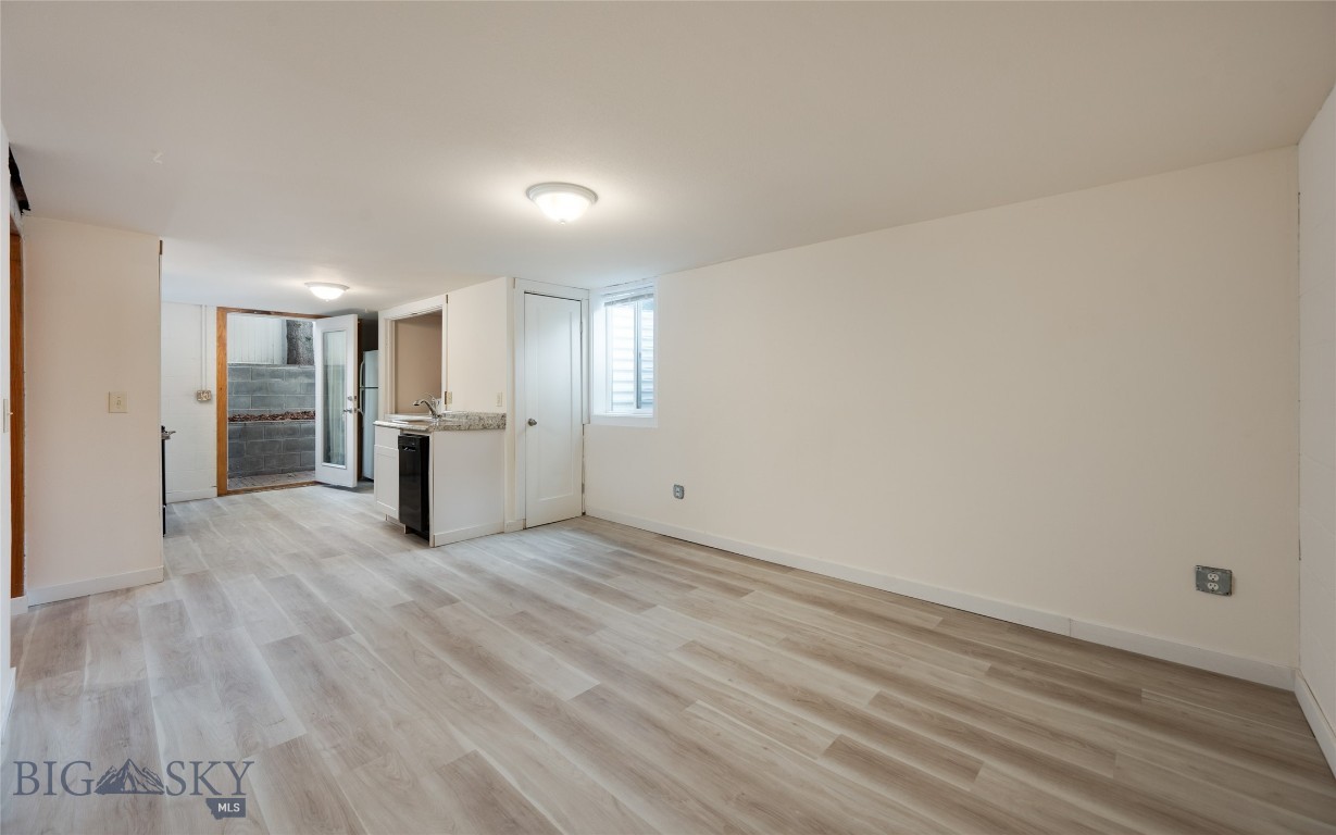 211 N 10th Avenue