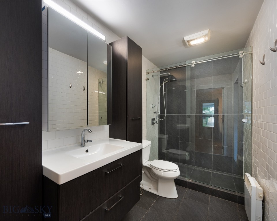 211 N 10th Avenue