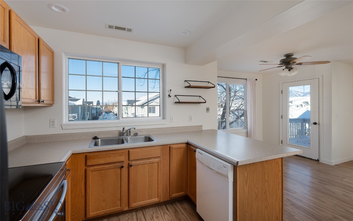 3018 W Villard Street 3E