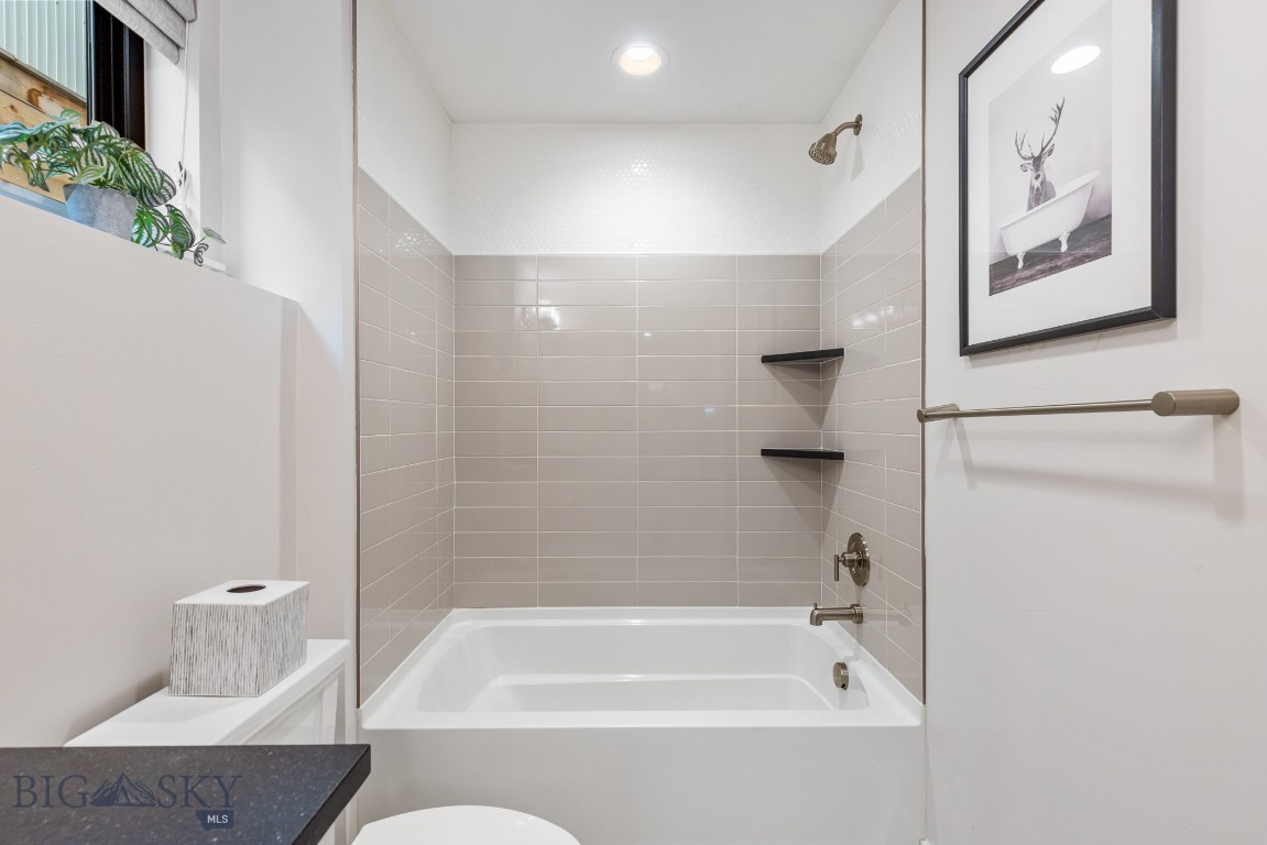 429 N Willson Avenue