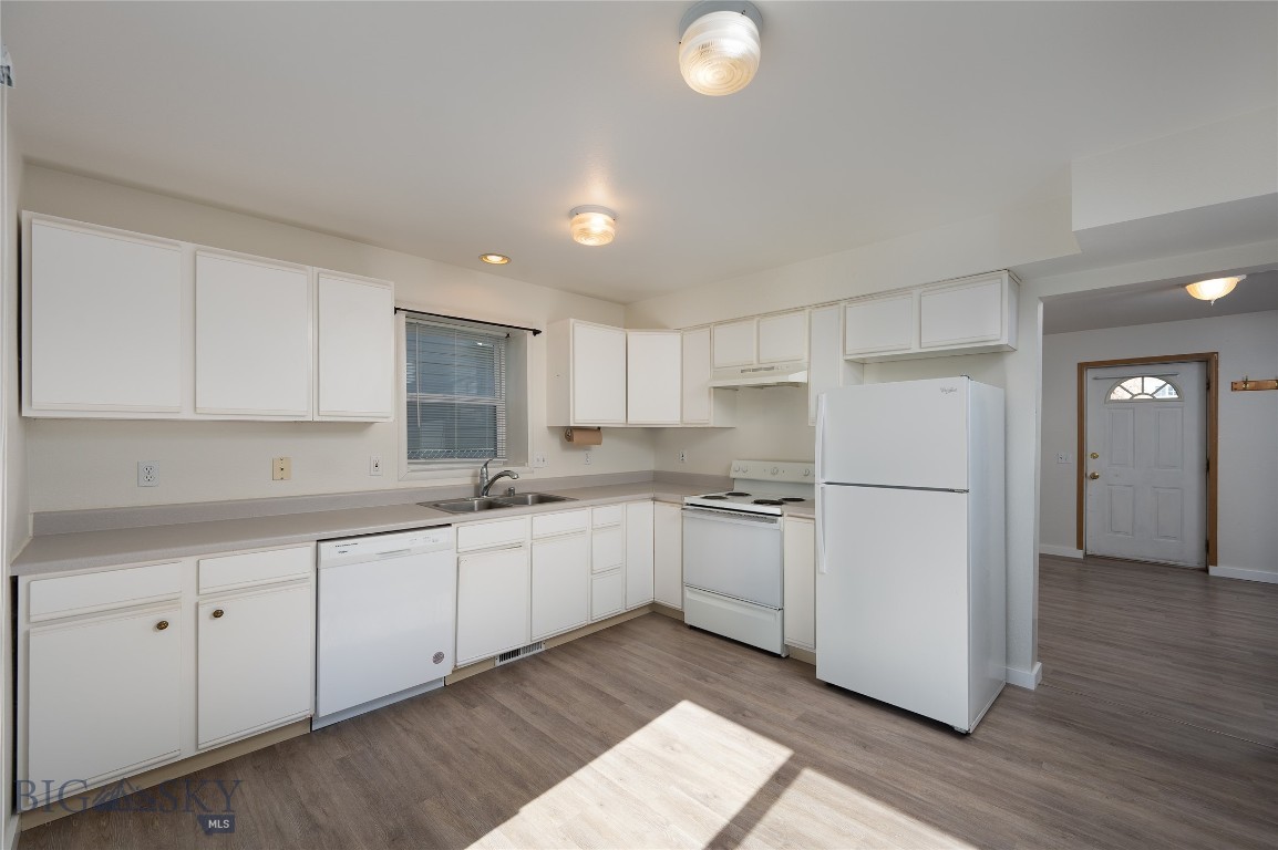 3504 Laredo Drive