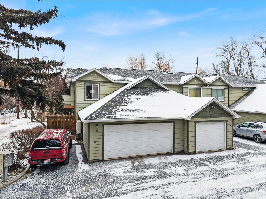 102 E College Street 1