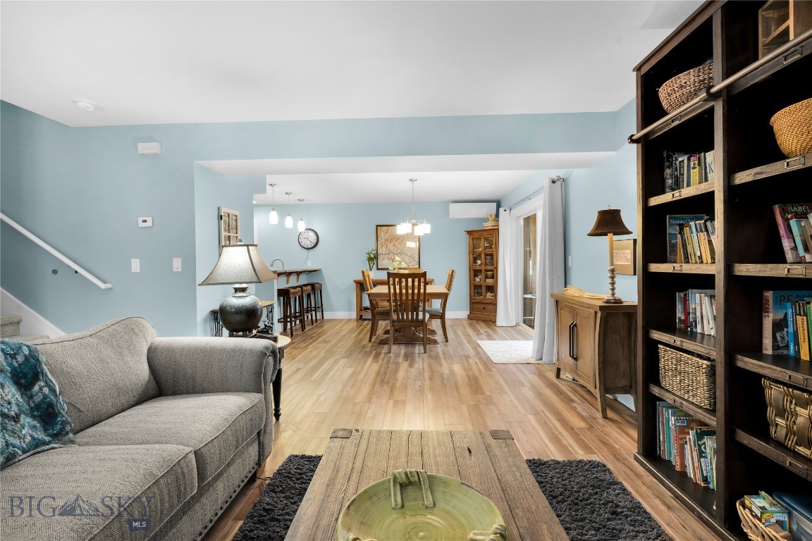 102 E College Street 1