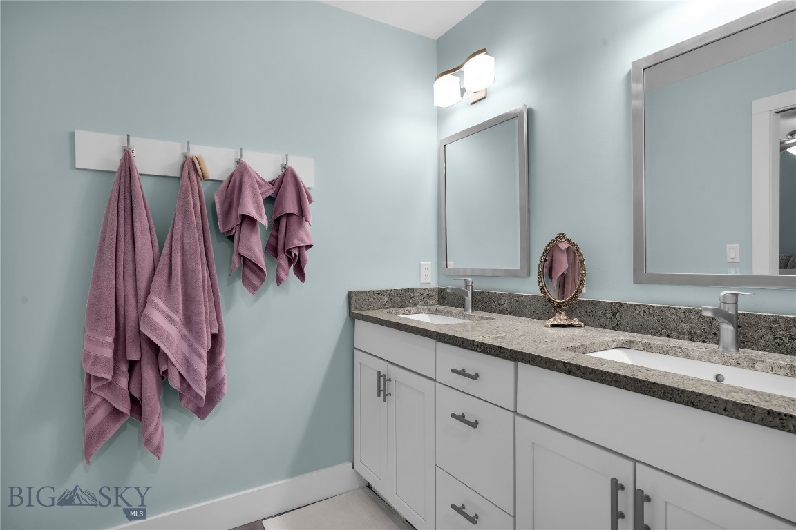 102 E College Street 1