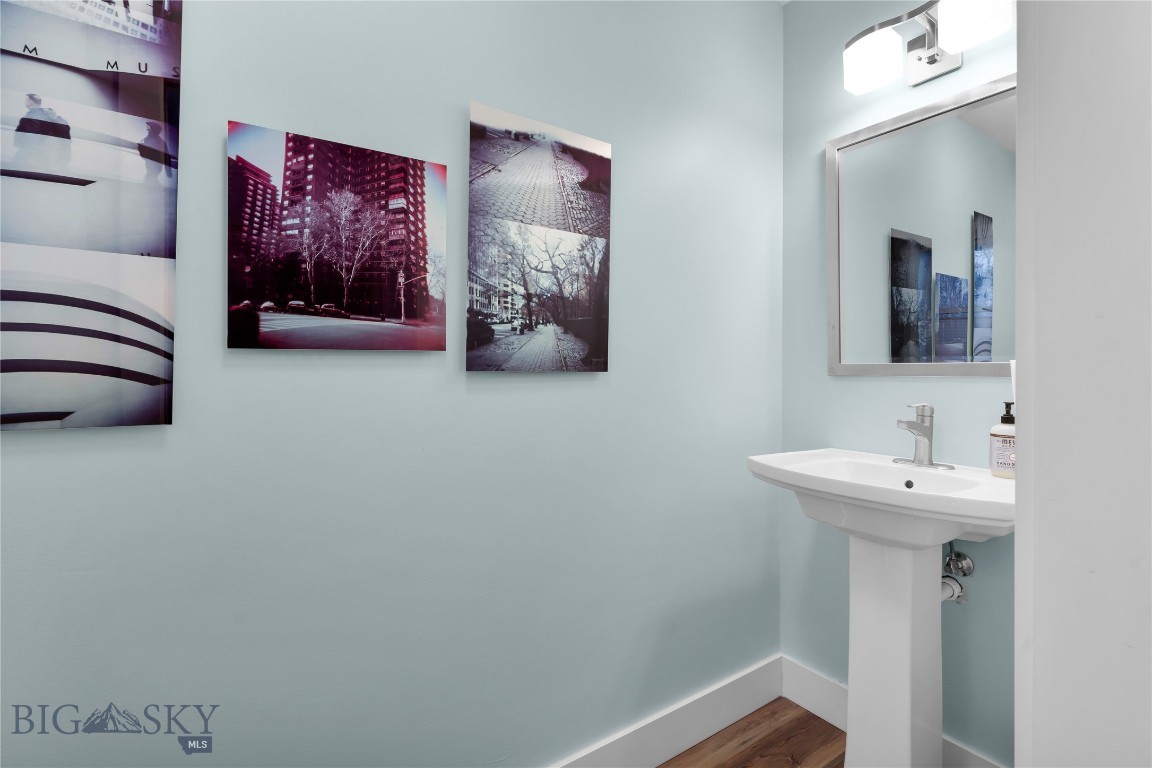 102 E College Street 1