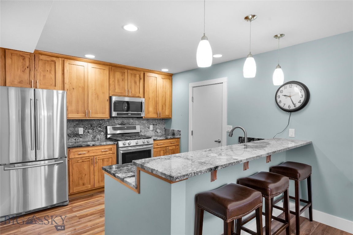 102 E College Street 1