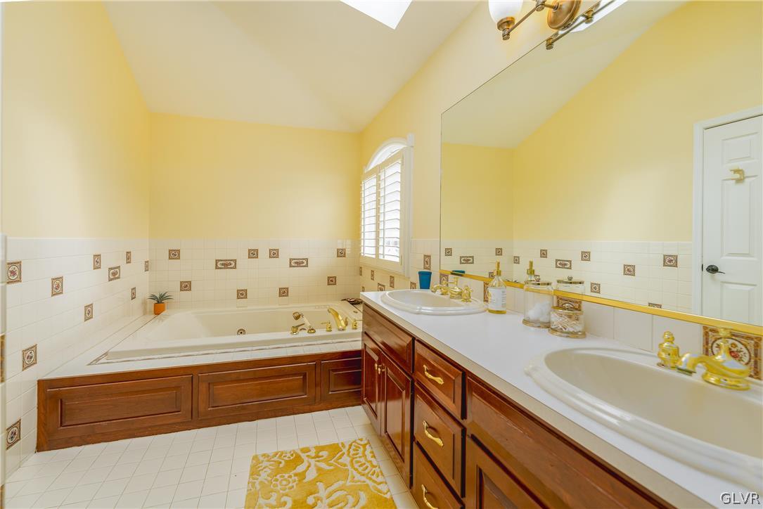 4662 Cortland Drive