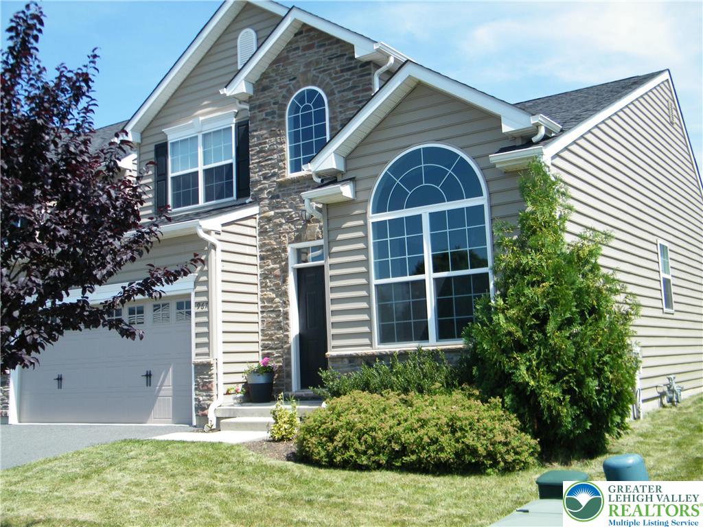 967 Swallow Tail Lane