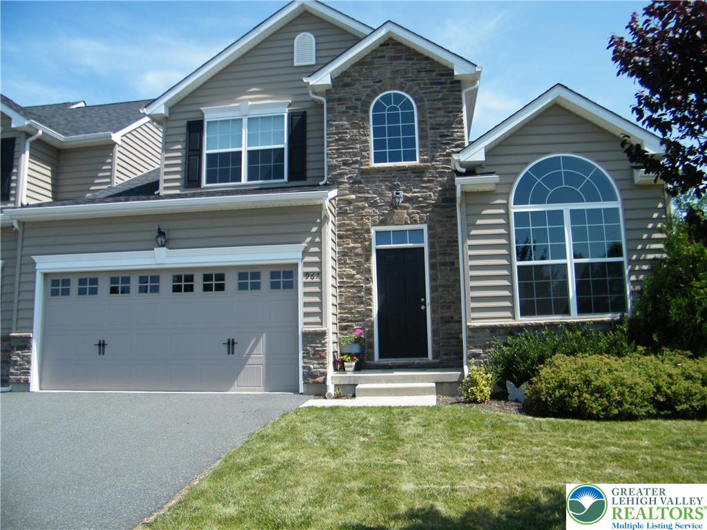 967 Swallow Tail Lane
