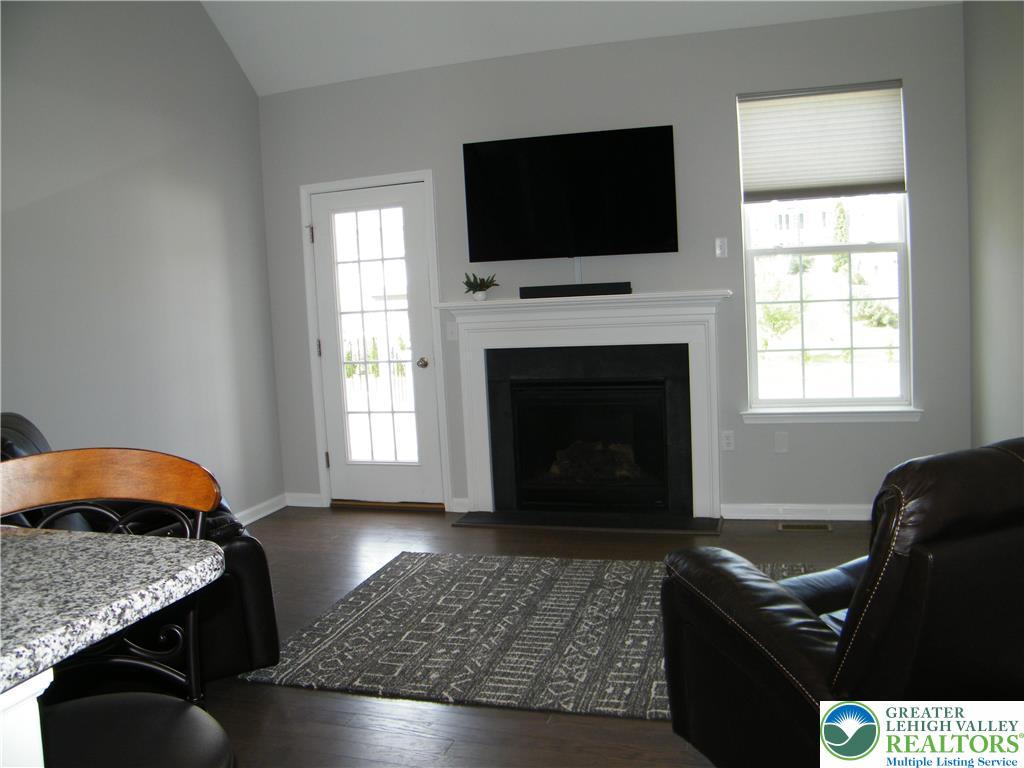 967 Swallow Tail Lane