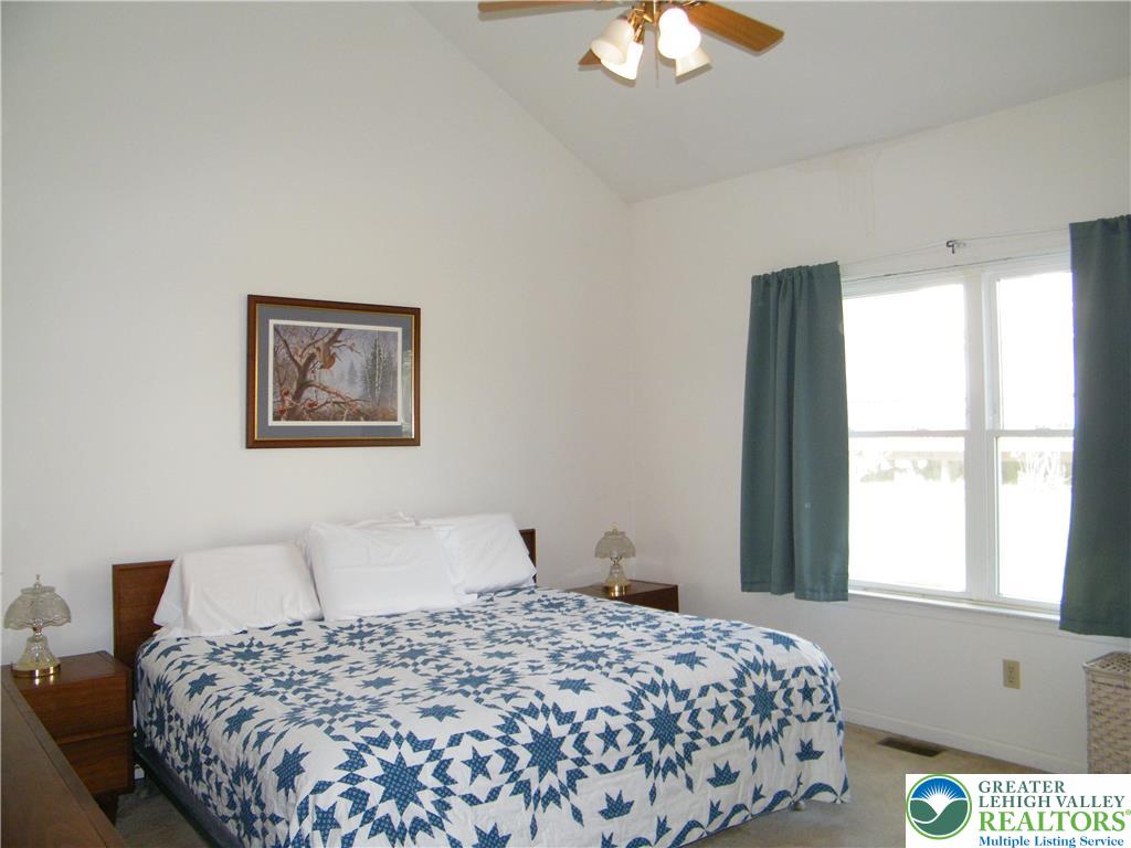 322 Surrey Place 322