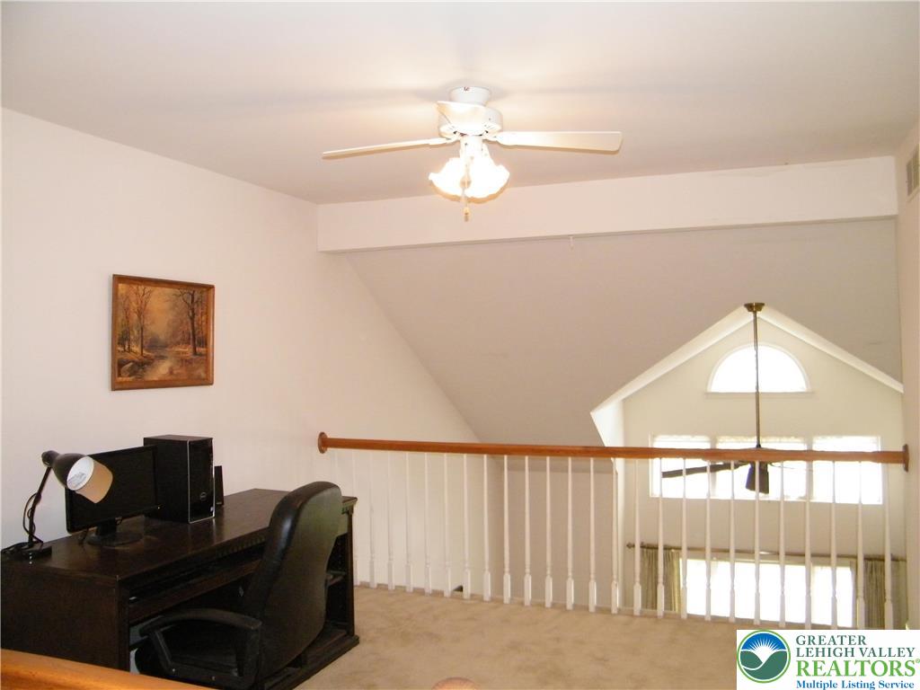 322 Surrey Place 322