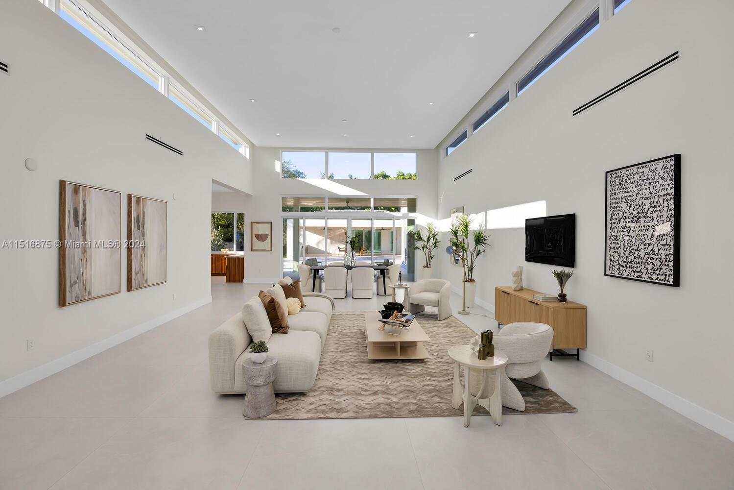 7105 Sunset Dr