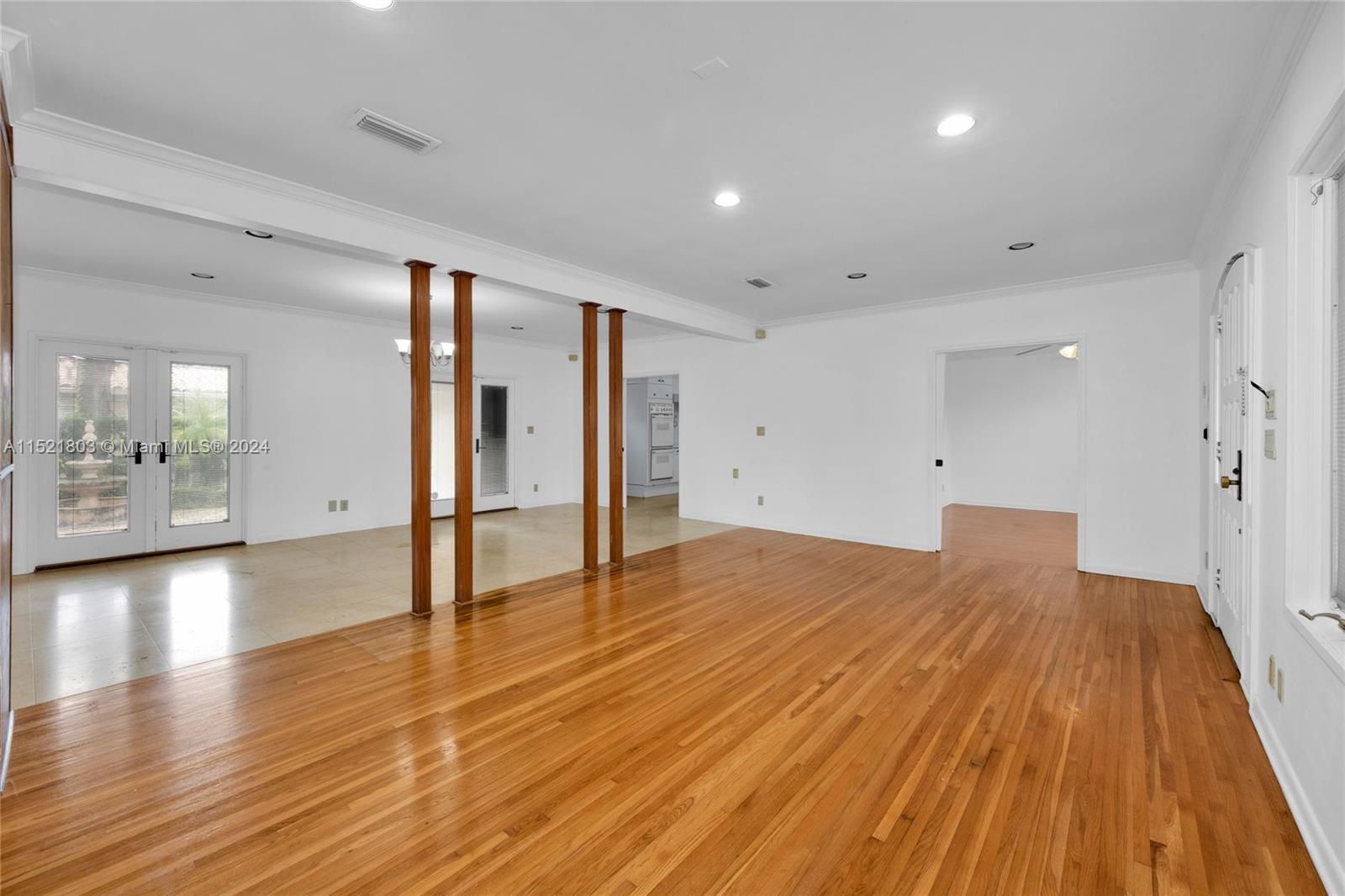 1170 S Alhambra Cir
