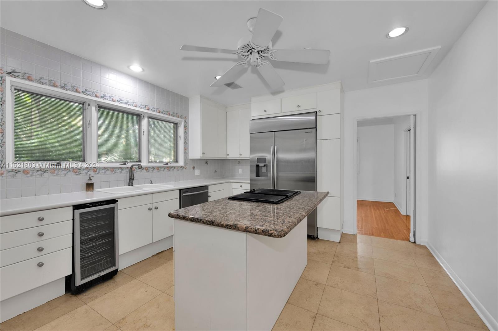 1170 S Alhambra Cir