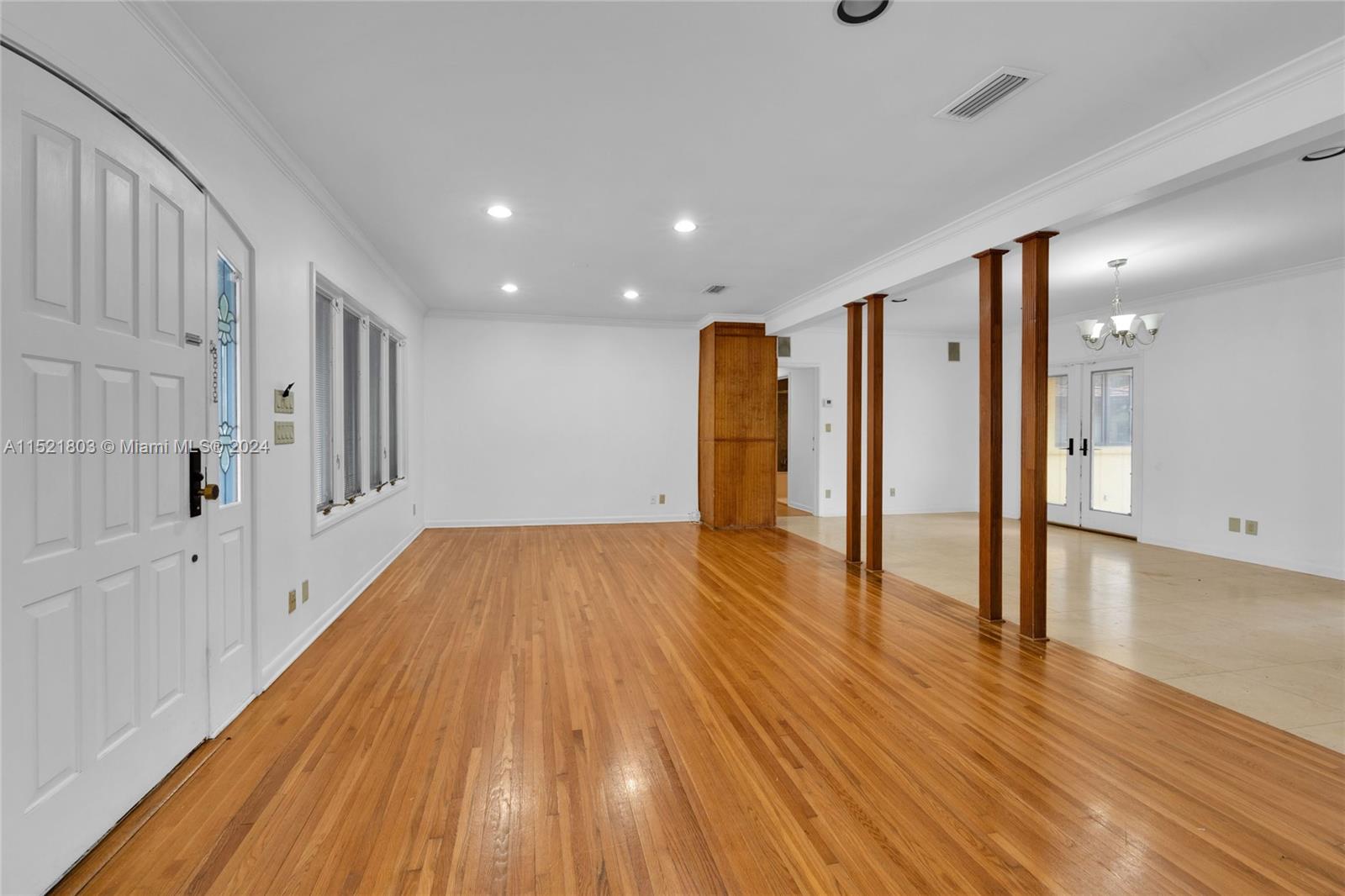 1170 S Alhambra Cir