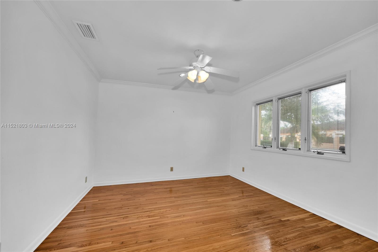 1170 S Alhambra Cir