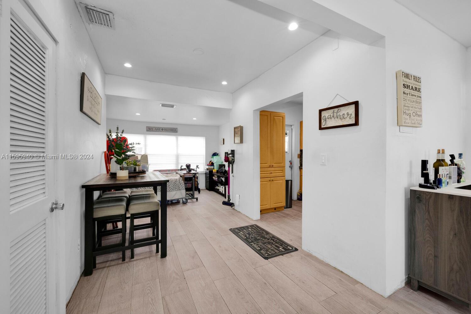 4240 NW 2nd Ter
