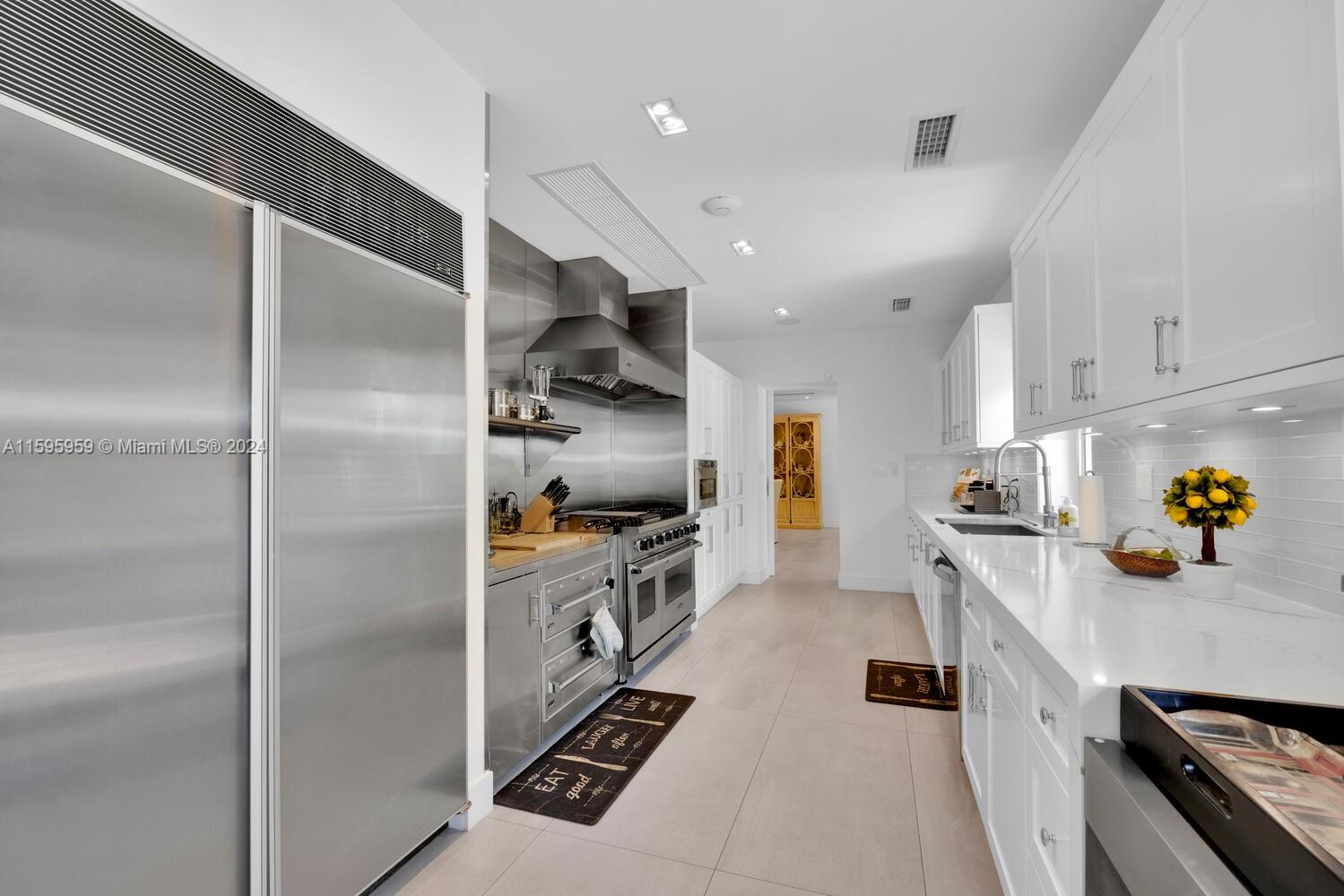 1534 Sarria Ave