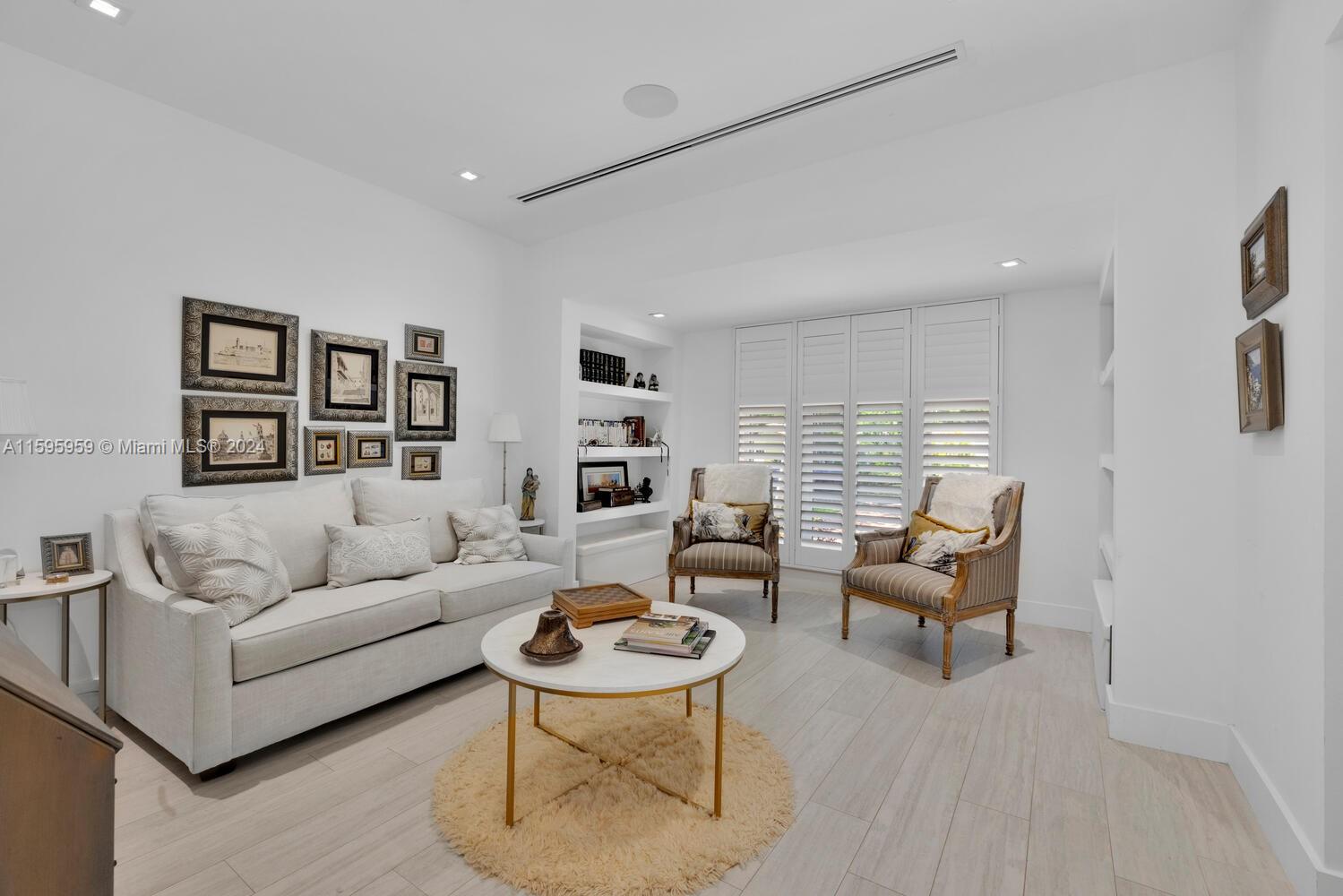 1534 Sarria Ave