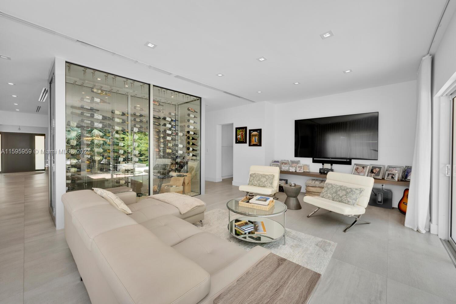 1534 Sarria Ave