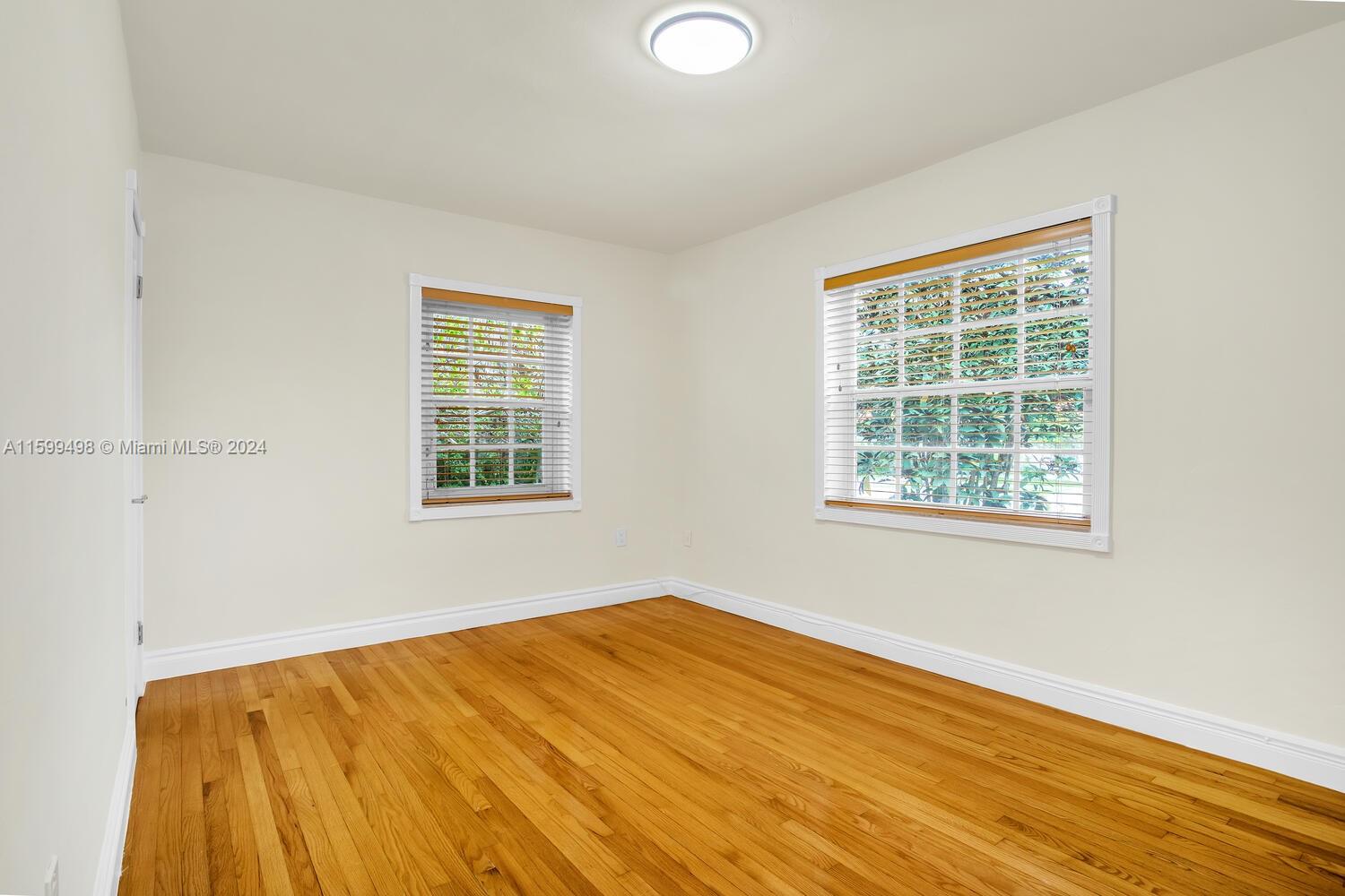29 Malaga Ave