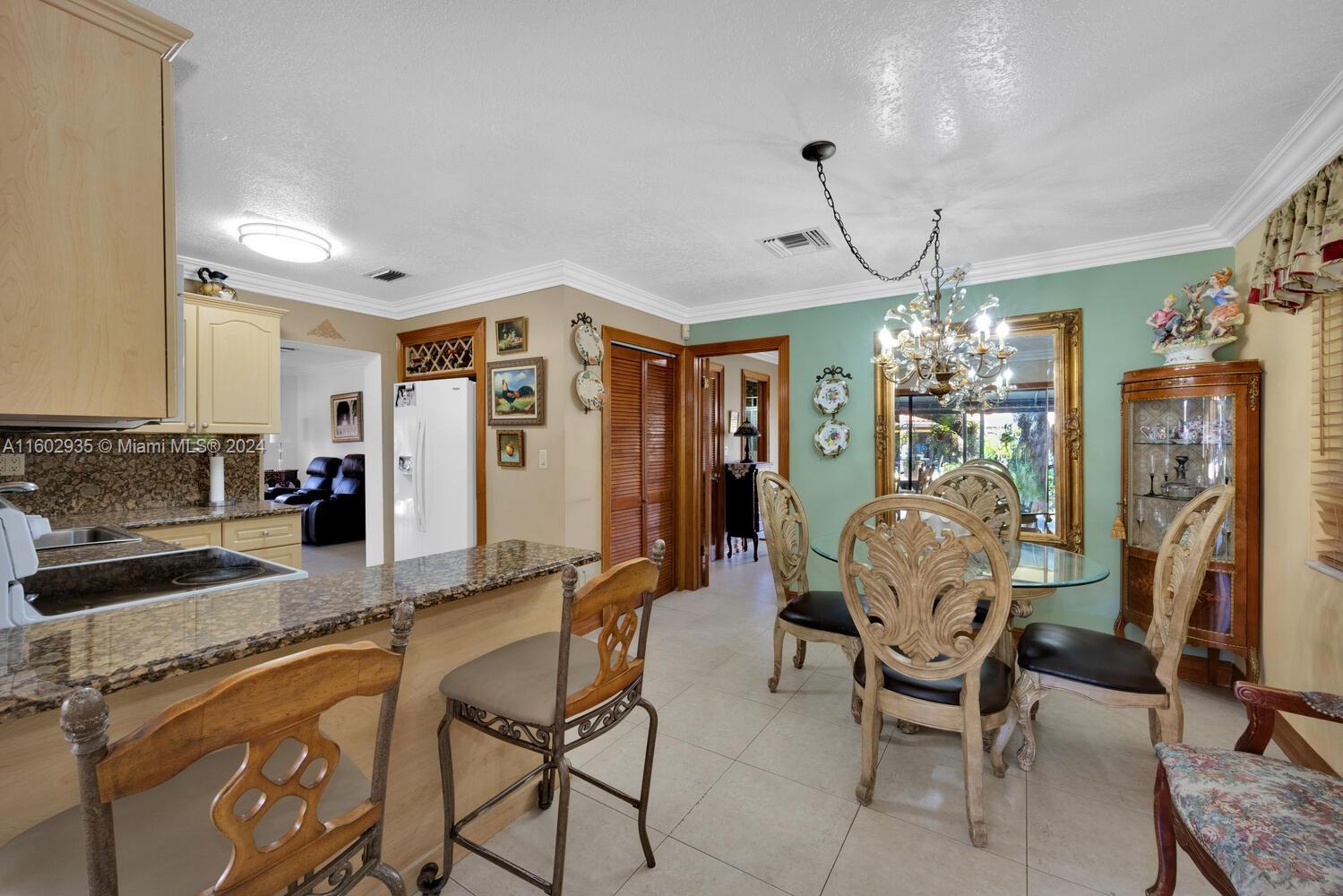 8461 Grand Canal Dr