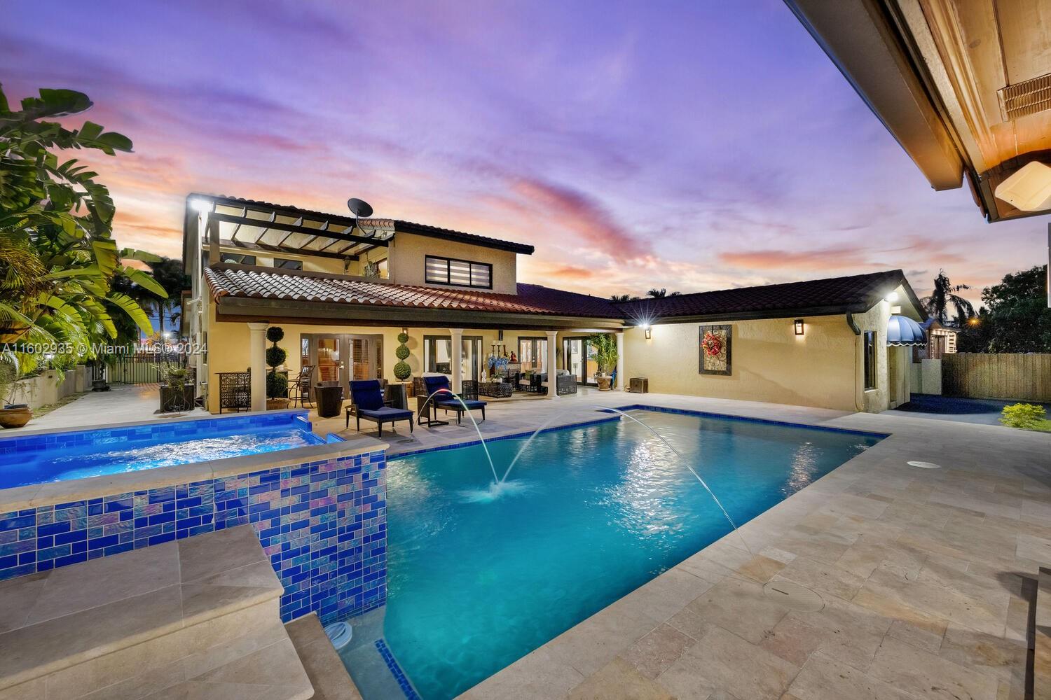 8461 Grand Canal Dr