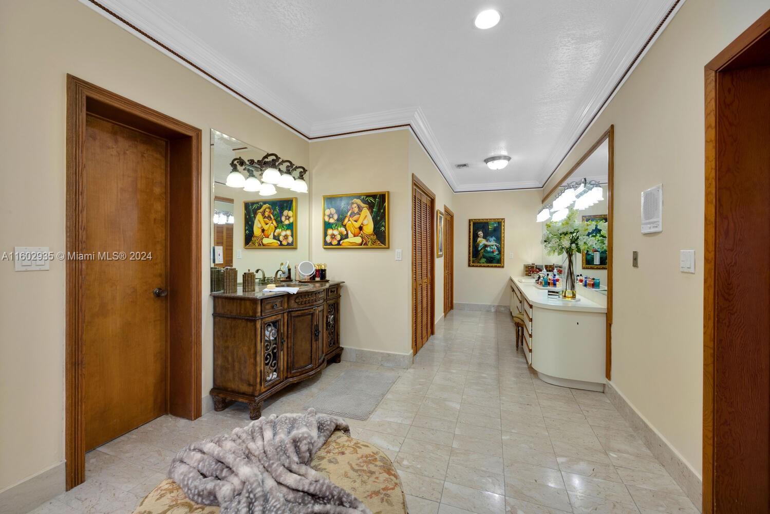 8461 Grand Canal Dr