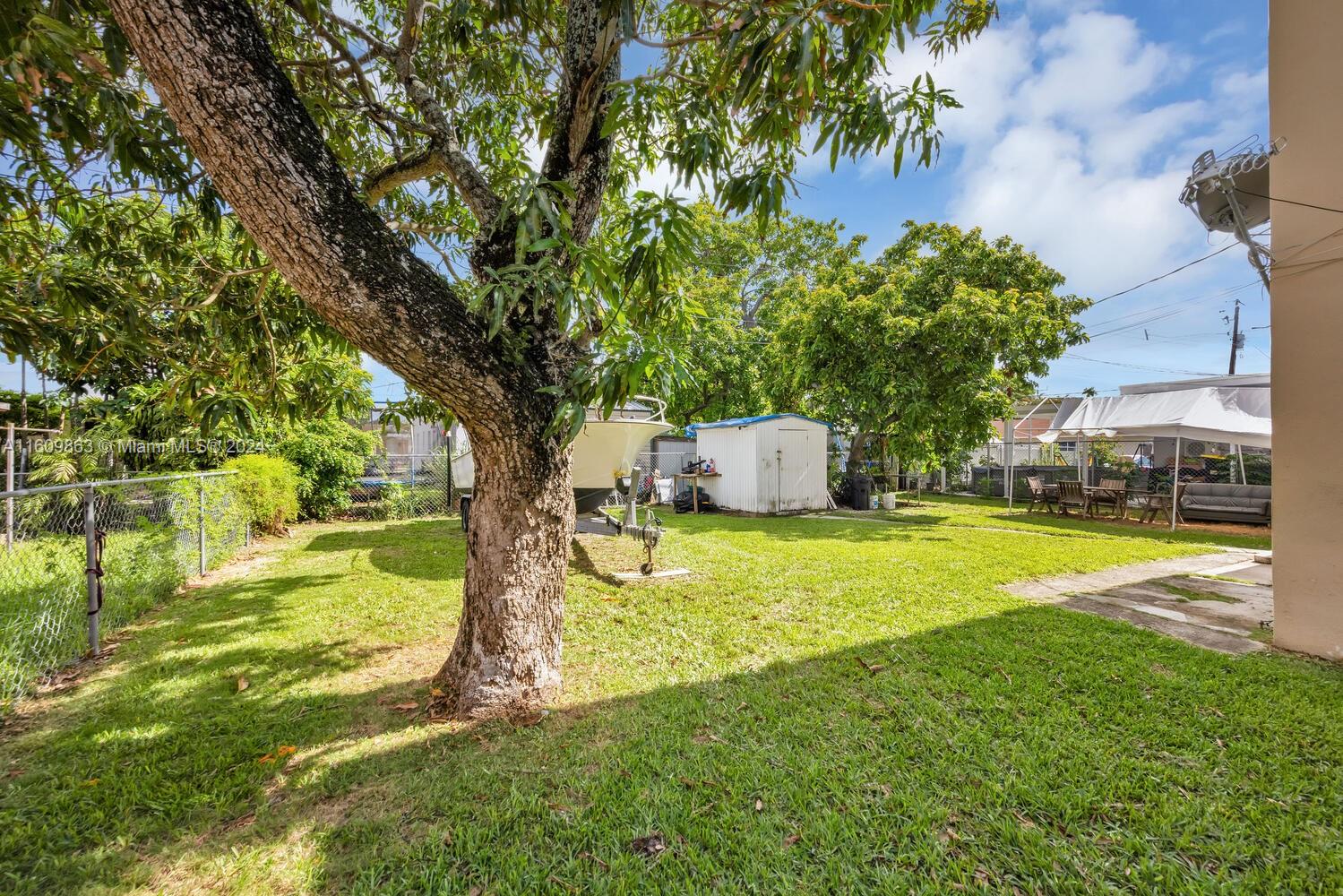 3430 SW 11th St