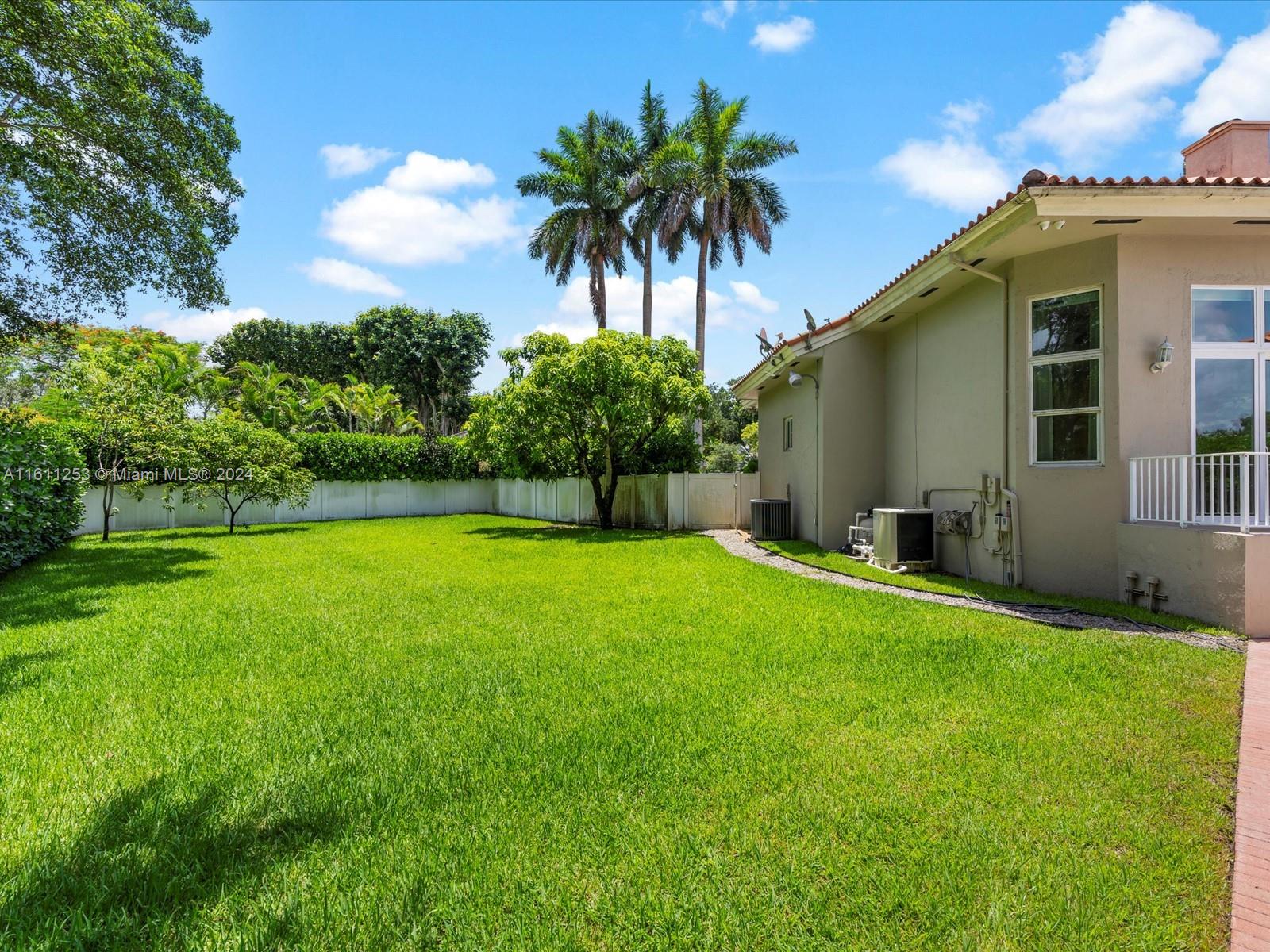 9350 SW 93rd Pl