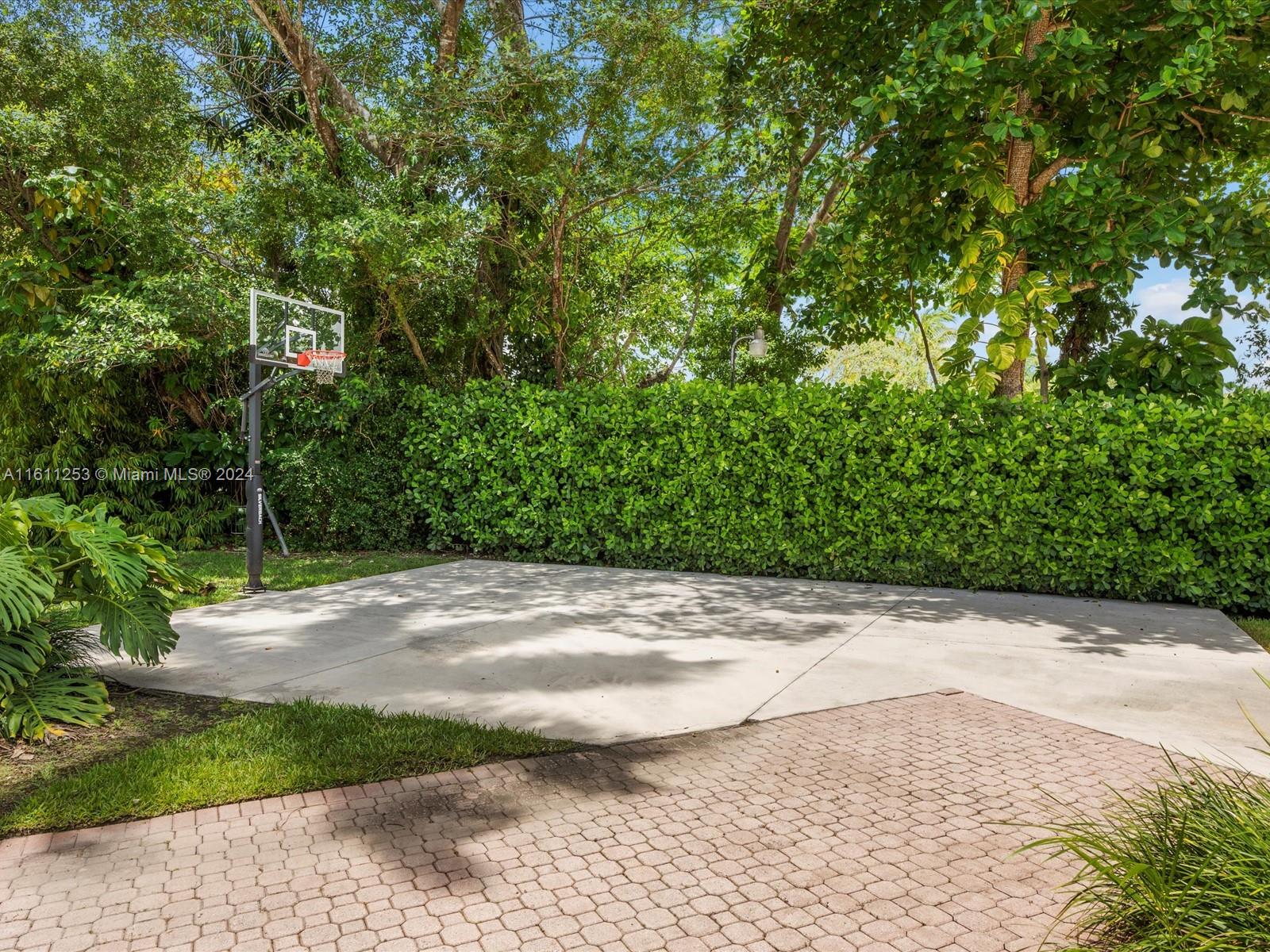 9350 SW 93rd Pl
