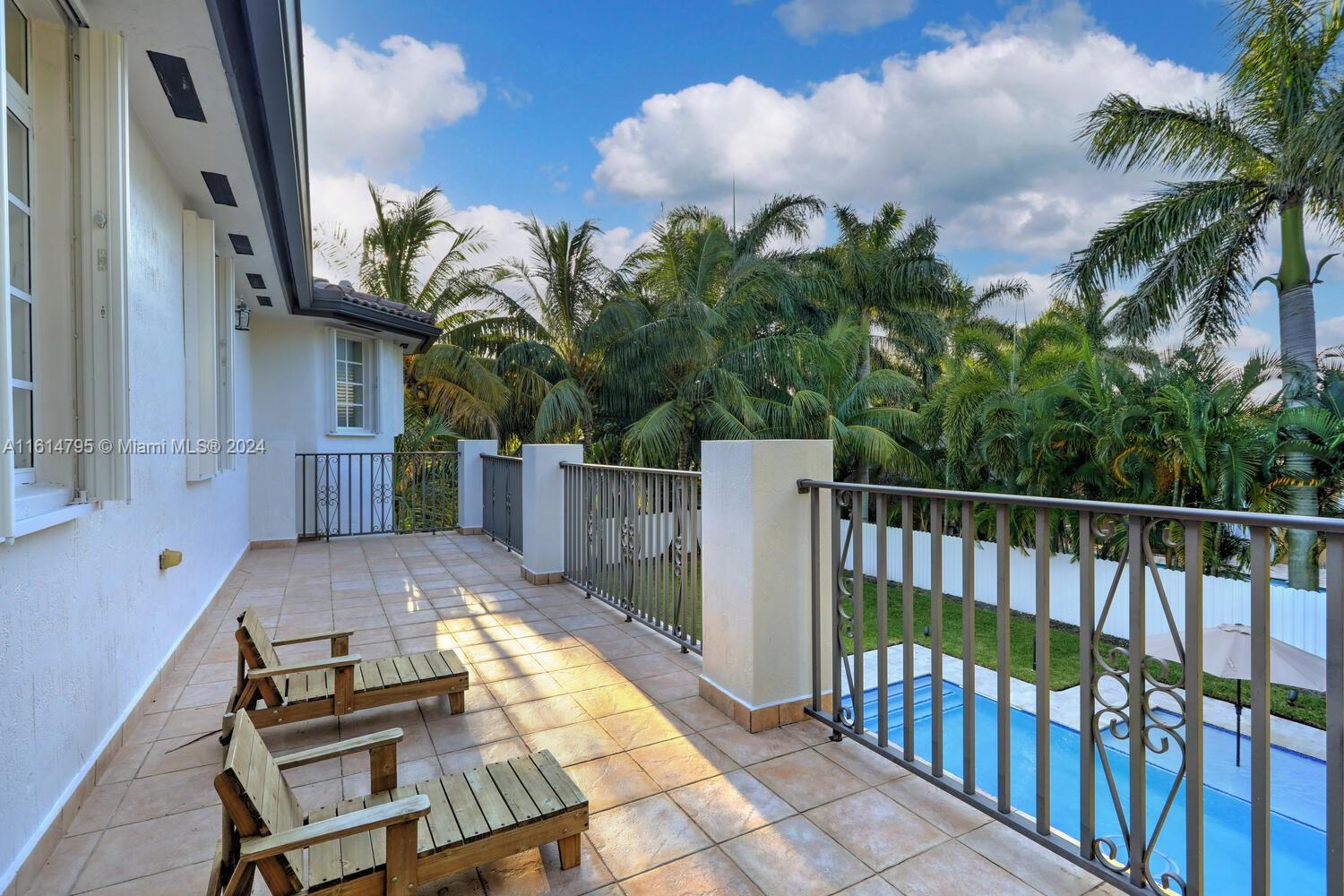 13103 SW 195 St