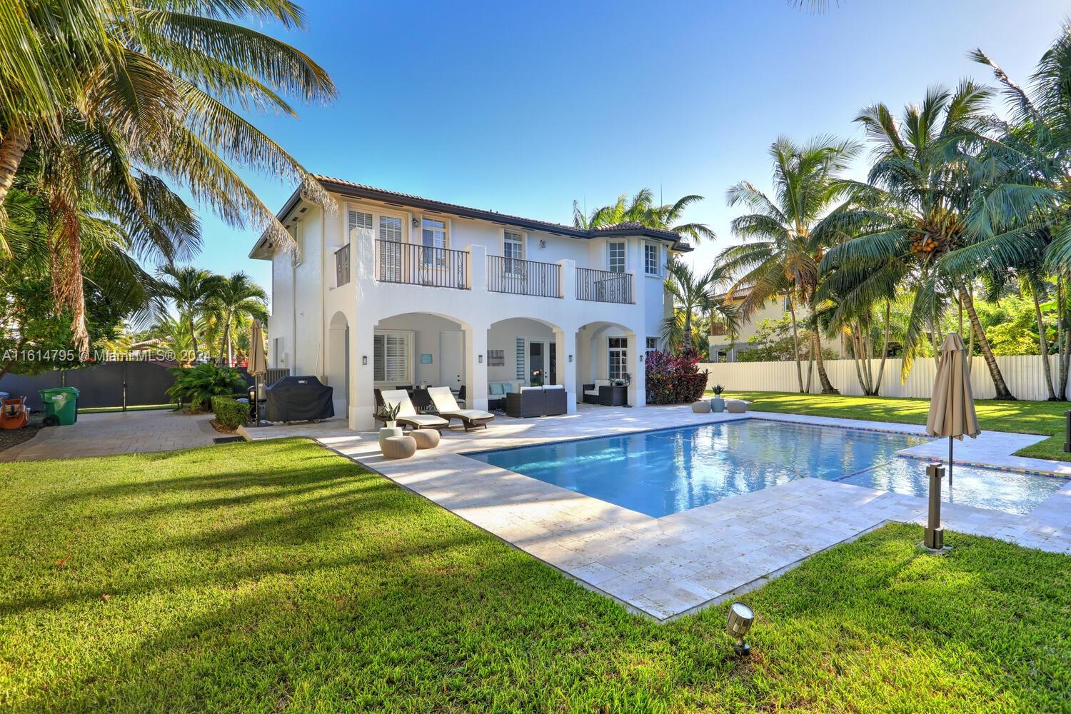 13103 SW 195 St