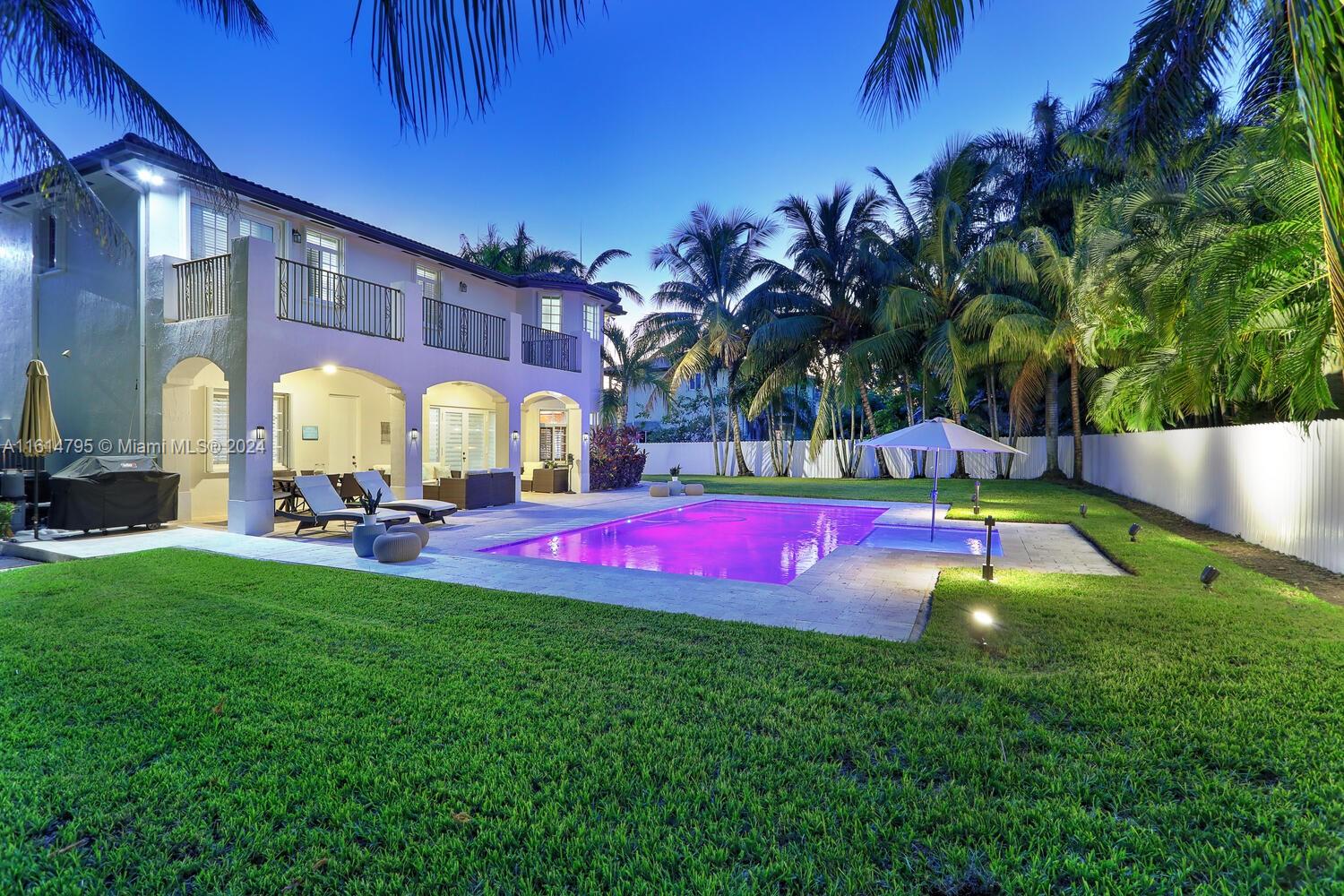 13103 SW 195 St